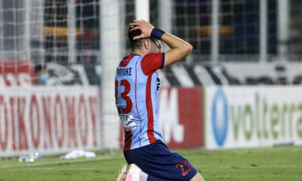 Πανιώνιος: Μετά το τέλος του αγώνα ξέσπασαν σε κλάματα οι παίκτες